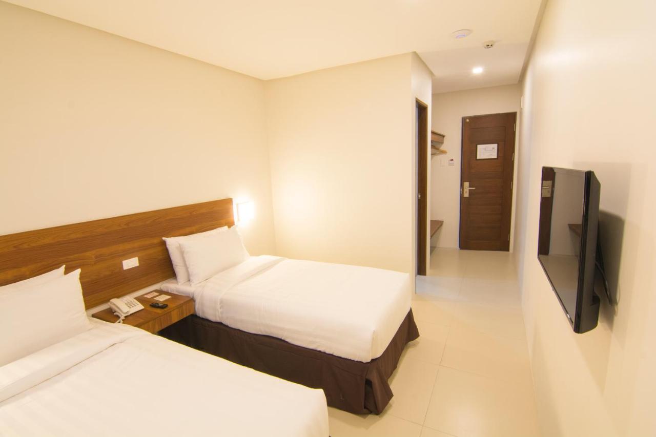 Mango Suites Cauayan Exteriér fotografie