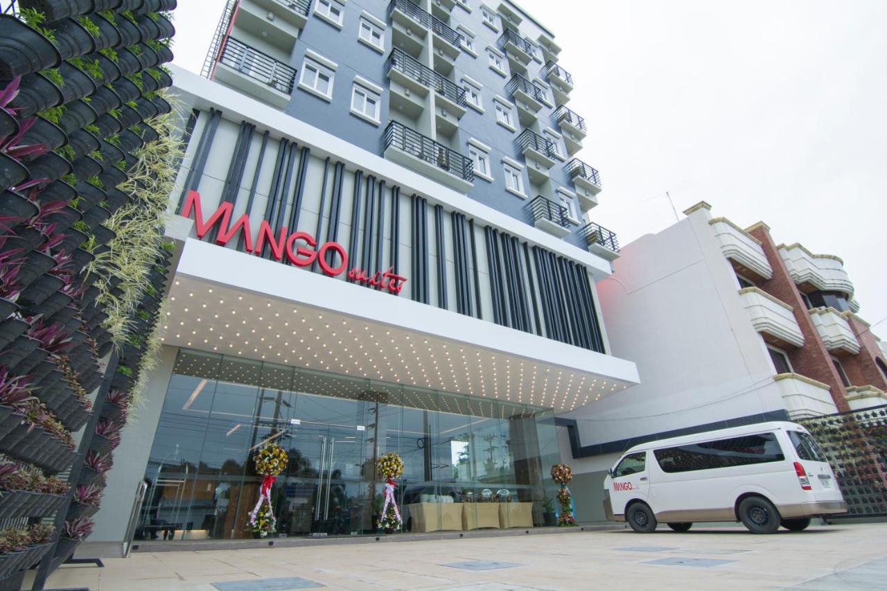 Mango Suites Cauayan Exteriér fotografie