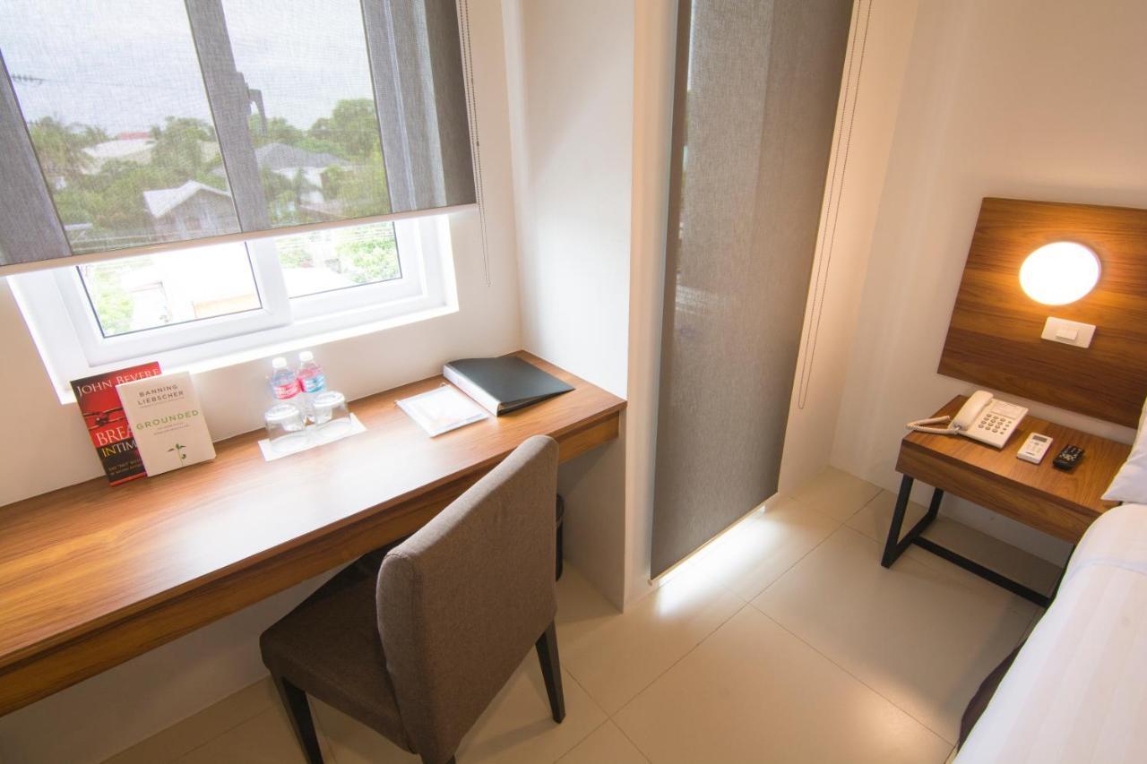Mango Suites Cauayan Exteriér fotografie